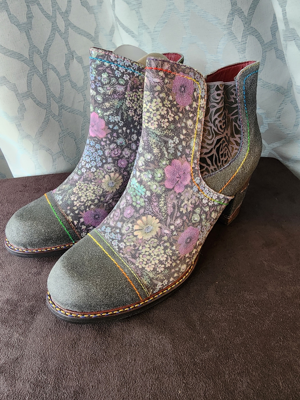 NWOB L'Artiste Melvina Floral Boho Leather Booties Size EU 40/US 9